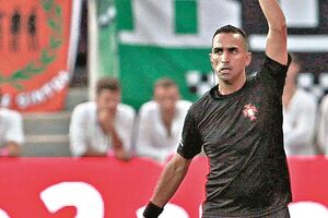 Nuno  Manso  é árbitro  auxiliar  internacional e queixou-se de difamação 