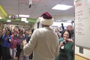 rA34VQA0bAQiURSE.mp4