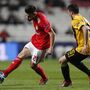 Benfica vence AEK Atenas na despedida da Champions