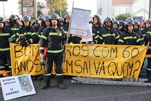 Sapadores Bombeiros iniciam hoje greve de um mês para contestar proposta de estatuto