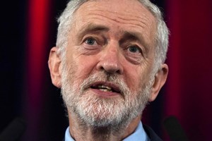 Líder da oposição britânica critica eleição de Boris Johnson e pede eleições