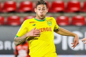 Avião privado que transportava Emiliano Sala desapareceu