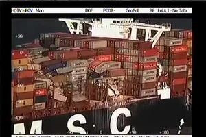 BARCO MSC Zoe.mp4