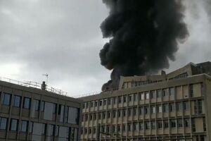 Explosão seguida de incêndio junto à Universidade de Lyon faz três feridos
