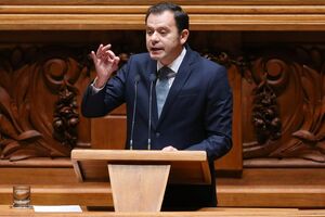 Luís Montenegro no Parlamento