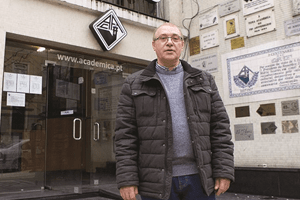 Dux destituído da Universidade de Coimbra fazia matrícula há 19 anos