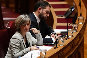 A palavra do Governo 'vale muito pouco'. PSD exige ouvir ministra da Saúde