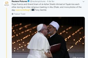 Fotografia que sugere beijo na boca entre Francisco e líder muçulmano torna-se viral