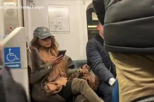 10000000_2213529148912324_1792307839943835648_n.mp4