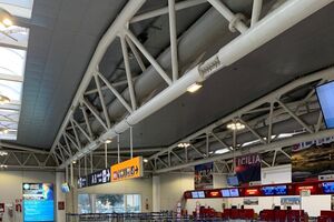 Incêndio obriga a suspender os voos no aeroporto de Roma