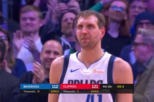 Doc Rivers Calls Timeout To Give Dirk Nowitzki Standing Ovation At Staples Center.mp4