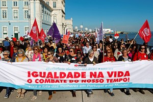 Manifestação junta milhares nas ruas de Lisboa pela 'igualdade na vida'