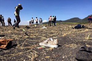 Recuperadas caixas negras do avião da Ethiopian Airlines onde morreram 157 pessoas