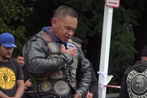 10000000_1262120160630760_541297219395911680_n.mp4