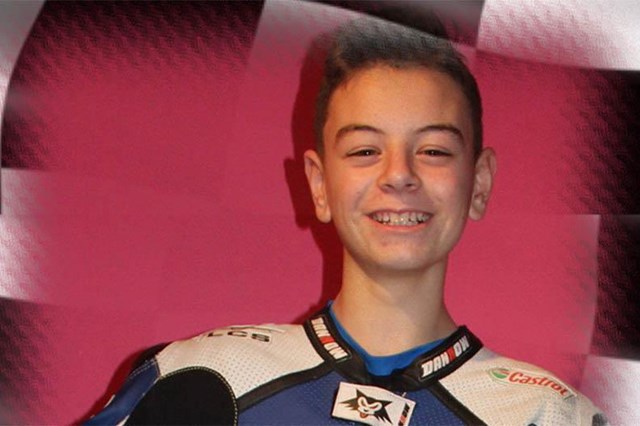 Piloto de 14 anos morre em corrida de moto na Espanha (vídeo)