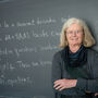 Karen Uhlenbeck é a primeira mulher a ganhar o 'Nobel' da matemática