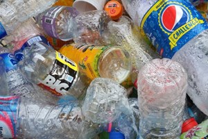 Poluição por plástico. Que soluções estão em cima da mesa?