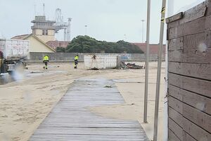 Cabeça de mulher encontrada dentro de saco de plástico em praia de Leça da Palmeira