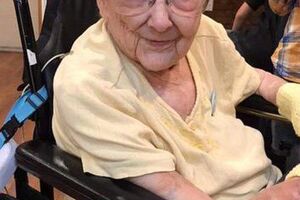 Viveu 99 anos com os órgãos invertidos e nunca descobriu  Rose Marie Bentley