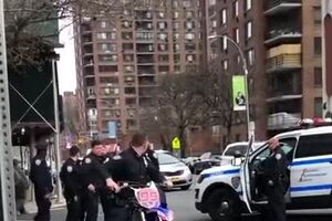 NYPD Officer Falls Off Dirt Bike at New York City Intersection.mp4