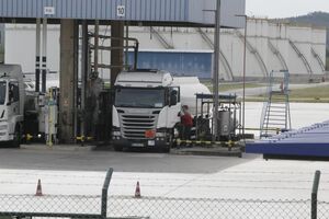 Motoristas em greve tentam impedir abastecimento de camiões-cisterna 