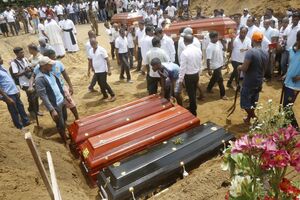 Sri Lanka: funerais das vítimas dos atentados