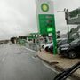 Bomba de combustível vende gasolina aditivada a 1,80 euros por litro em Sintra 