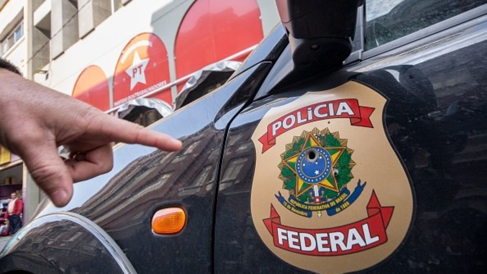 Governo brasileiro nomeia chefe da Polícia Federal do Rio de Janeiro Mundo SÁBADO Governo brasileiro nomeia chefe da Polícia Federal do Rio de Janeiro Mundo SÁBADO