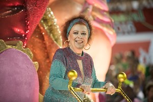 Morreu Beth Carvalho, cantora e compositora brasileira de samba