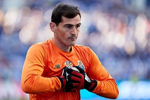 Casillas 'emocionado' com mensagens de apoio após enfarte