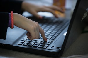 Tarifa social de Internet entra em vigor em janeiro e vai custar 6,15 euros