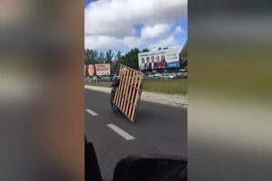 CofinaEditor_2019-05-17_15_17_03ubercama.mp4