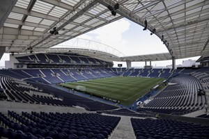 FC Porto responde ao Benfica e fala em 'ligação estreita com a ditadura'