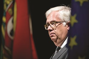 Mais de 80% dos contratos da Proteção Civil foram feitos por convite