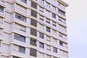 Moradores saem do prédio Coutinho em Viana do Castelo, mas continuam luta judicial