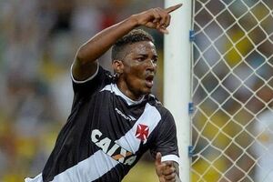 Jogador brasileiro do Vasco morre em acidente quando voltava de baile funk