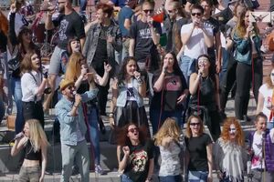 y2mate.com - livin_on_a_prayer_bon_jovi_rocknmob_moscow_8_270_musicians_fpFhEp9RUJA_720p.mp4