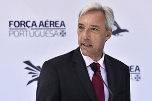 Covid-19: Ministro da Defesa diz que há 'muita capacidade' para apoiar SNS