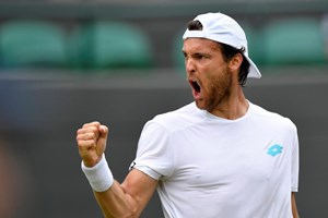 João Sousa torna-se o primeiro português nos oitavos de final de Wimbledon
