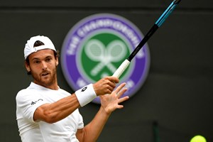 Covid-19: João Sousa defende Djokovic