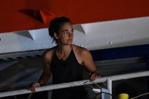 Capitã de navio humanitário regressa a tribunal