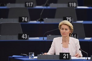 Bruxelas ameaça Alemanha com processo de infração por acórdão sobre BCE