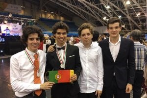 Alunos portugueses vencem medalha de bronze nas Olimpíadas Internacionais de Biologia