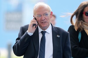Há 1.870 portugueses à espera para regressar a Portugal