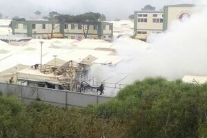 Incêndio no Parque de Campismo Piedense na Costa da Caparica