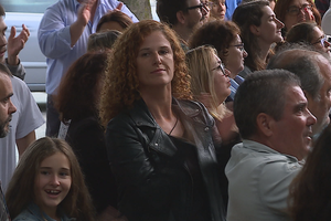 Mais de uma centena de pessoas em concentração em defesa da PSP em Massamá 