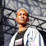 Jaden Smith comemora aniversário a distribuir comida vegan aos sem-abrigo