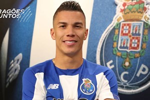 FC Porto oficializa Uribe