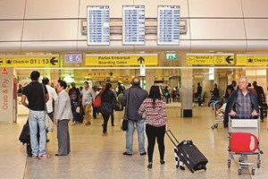 Aeroporto de Lisboa classificado como o segundo pior da Europa