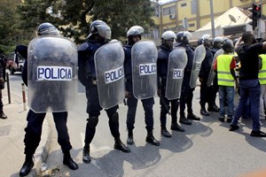 Julgamento de manifestantes em Luanda termina com 71 condenados por desobediência 